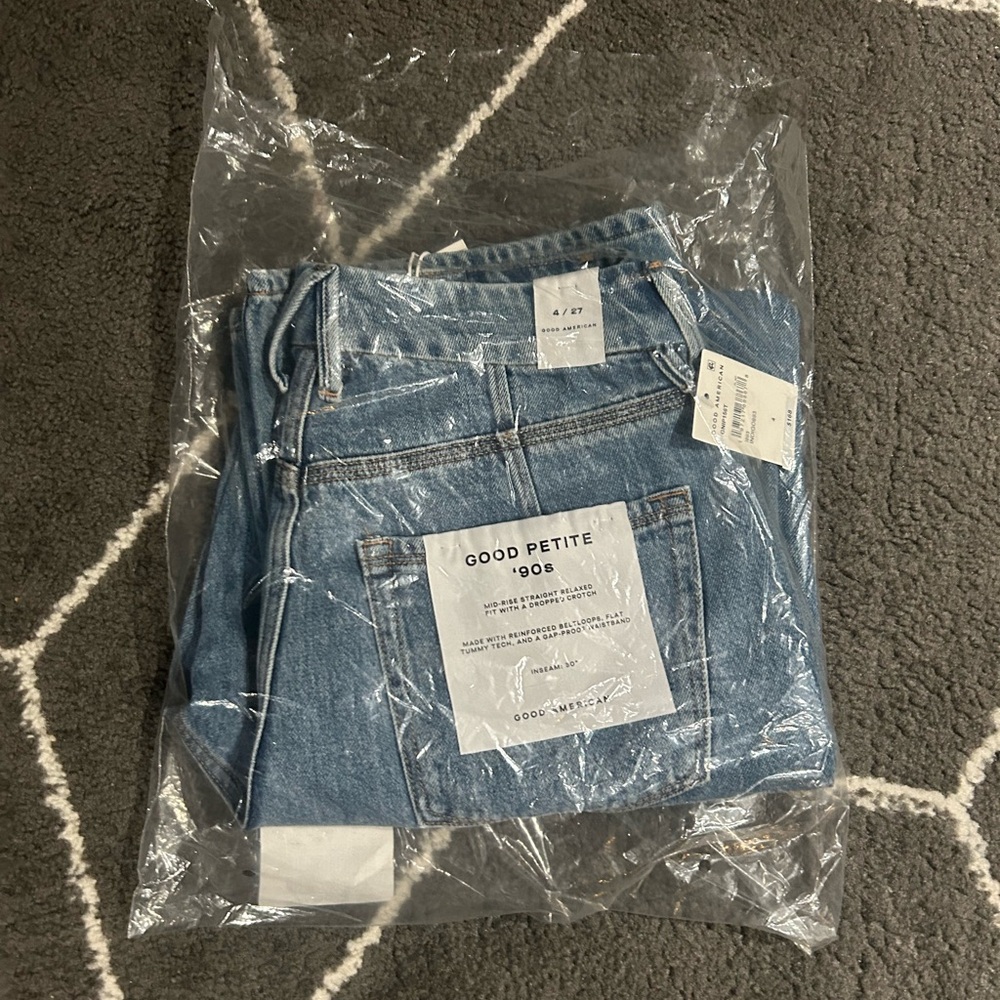 Good American Petite Light Blue Denim Jeans